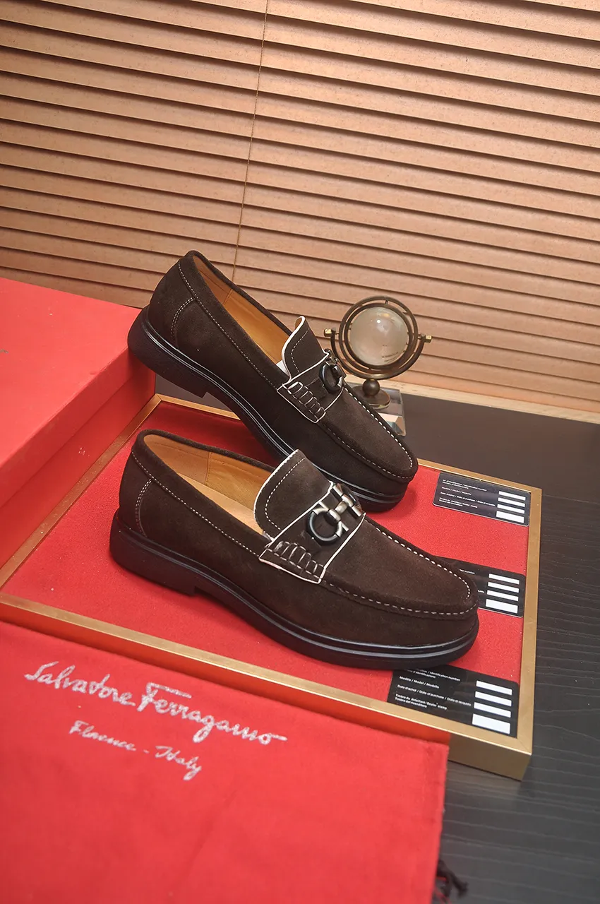 Men's shoes 💰440💶[Ferragamo/Ferragamo] The latest model in the counter. Original imported high-quality cowhide with open sides + imported 🐂 water-dyed cowhide lining + original luxury metal buckle + original combined outsole. No pressure for comparison. 38--45 (45 is custom-made and cannot be returned or exchanged)